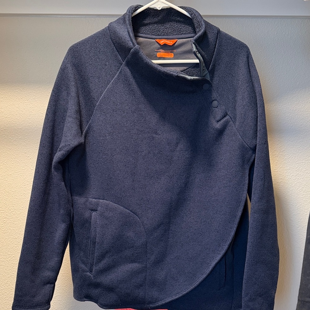 Merrell
Cream Zip Front Hoodie